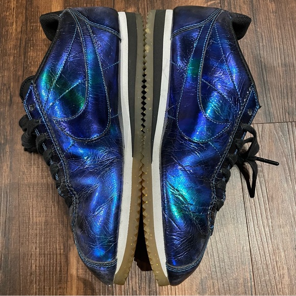 NIKE Classic Cortez Iridescent Soar - Picture 4 of 8